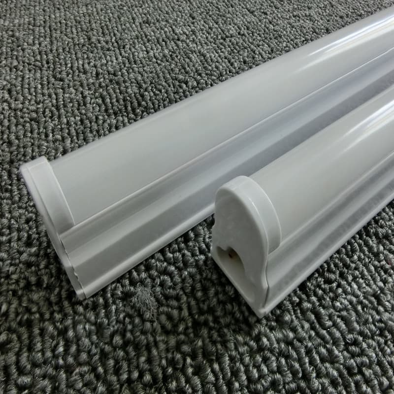 Manufacturer wholesale LED lamp T5 integrated bracket lamp 1.2m SMD LED fluorescent tube LED fluorescent lamp