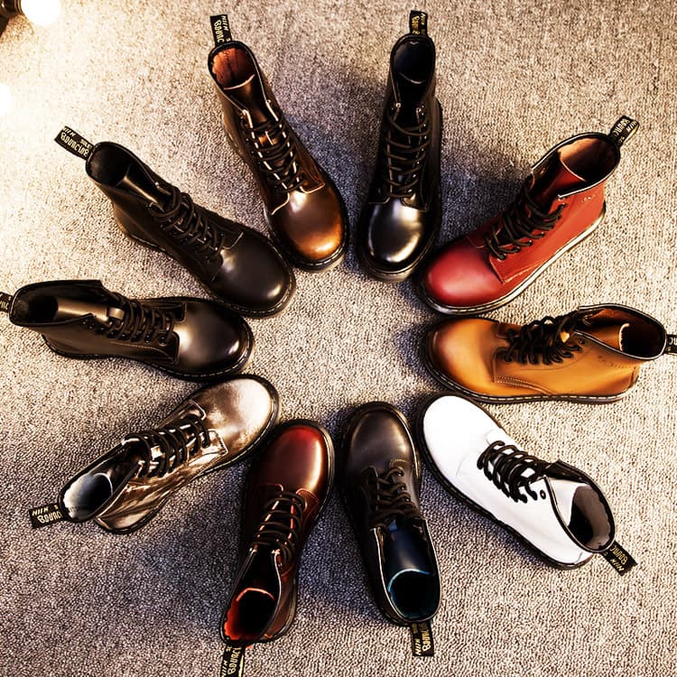 Women's Boots Autumn/Winter Motorcycle Leather Boots Flat Low Heel British Martin Boots Women's Mid-Calf Couple Short Boots