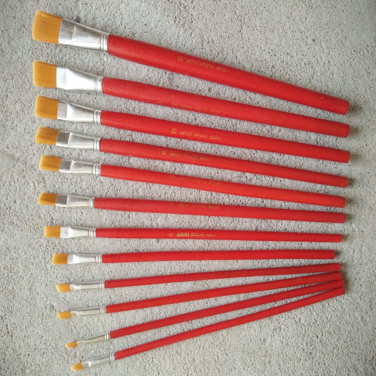 Factory Direct Supply Single Wooden Handle Nylon Oil Paint Brush Wholesale for Acrylic Painting Gouache Pigment Brushes Industrial Flat Brushes
