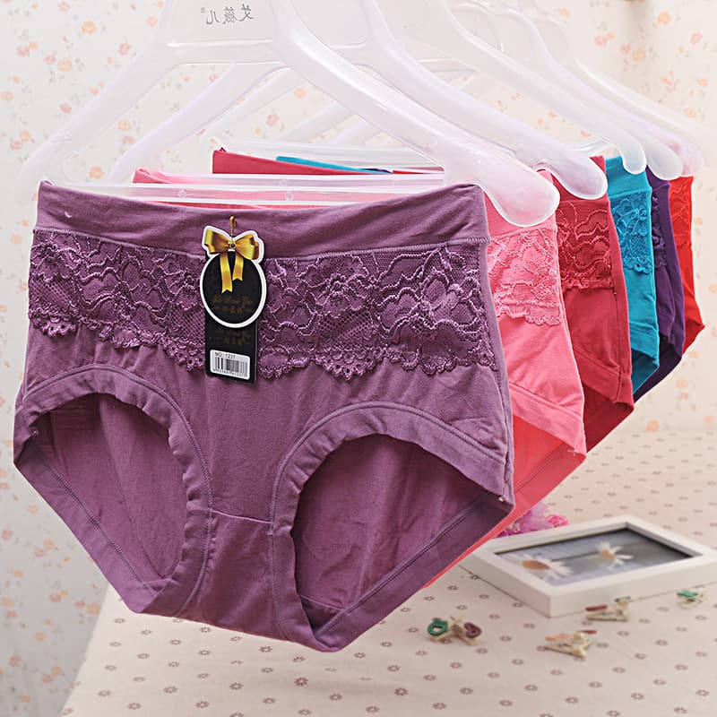 Women's Modal Cotton Plus Size High-Waist Breathable Lace Triangle Panties, Tummy Control, Comfortable Fit, Non-Pinching, Red