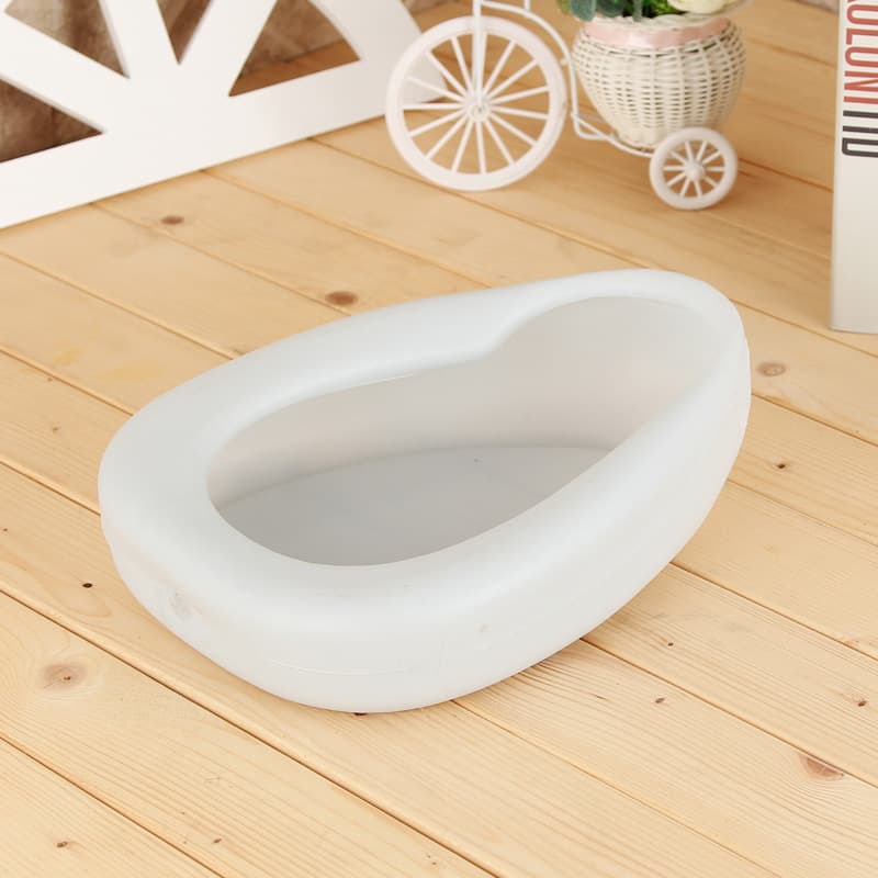 [Direct from the factory] Supply of medical-grade PE blow-molded white bedpans, 33.5cm*26.5cm
