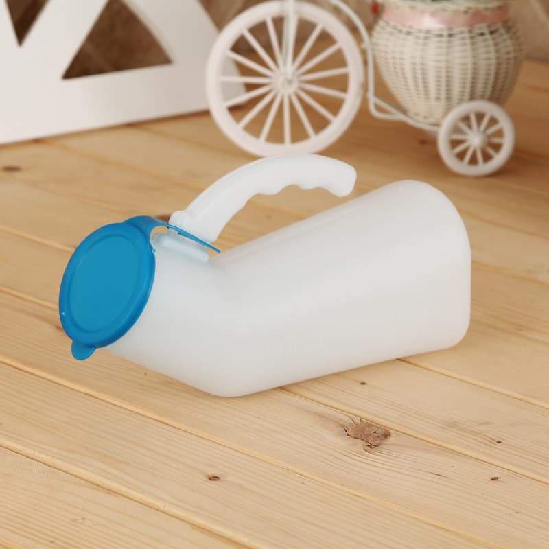 [Factory Direct Supply] Supply New Men's PE Blow-Molded Blue Cap Urinal, Capacity: 800ml