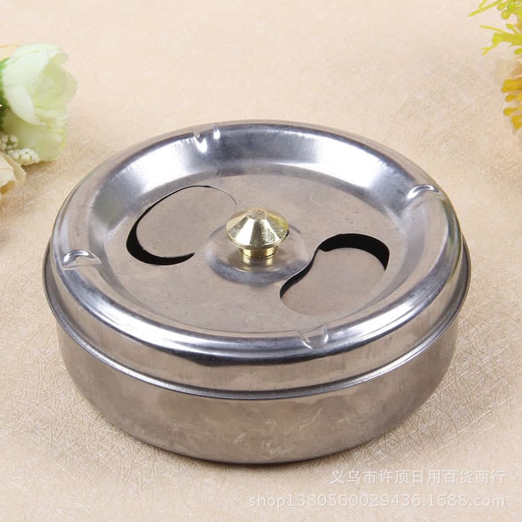 Creative Ashtray with Lid, Personalized Rotating Design for Living Room Metal Office Meetings Large Stainless Steel Ashtray