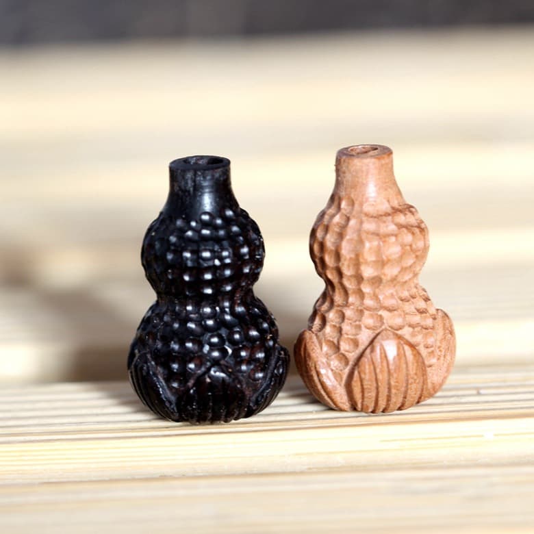 Ebony gourd, peach gourd, handicrafts, accessories, DIY handmade jewelry, manufacturer wholesale