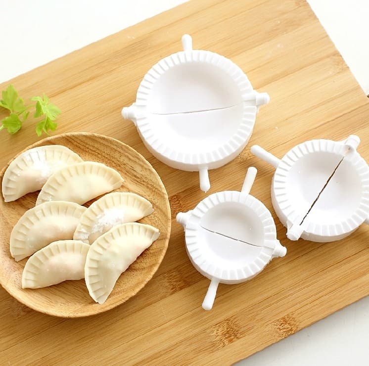 Hot-selling kitchen helper dumpling mold, hardcover large, medium and small three-pack dumpling maker/dumpling mold