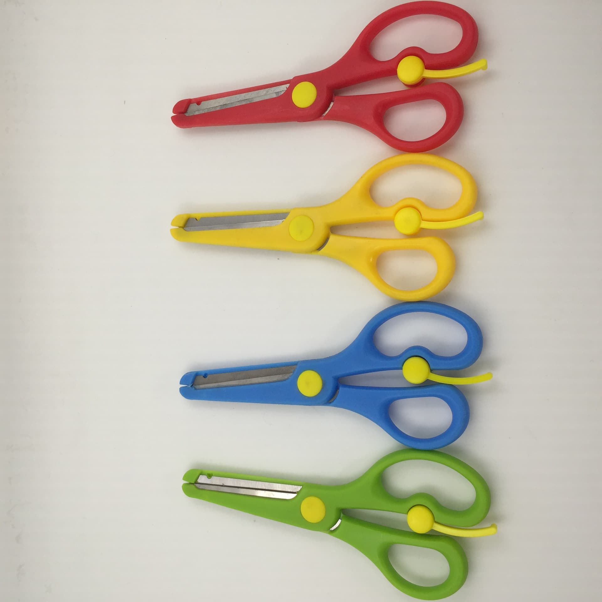 Kids Student Safety Scissors Effortless Spring-Loaded Scissors Plastic Fully Wrapped Edge Craft DIY Scissors