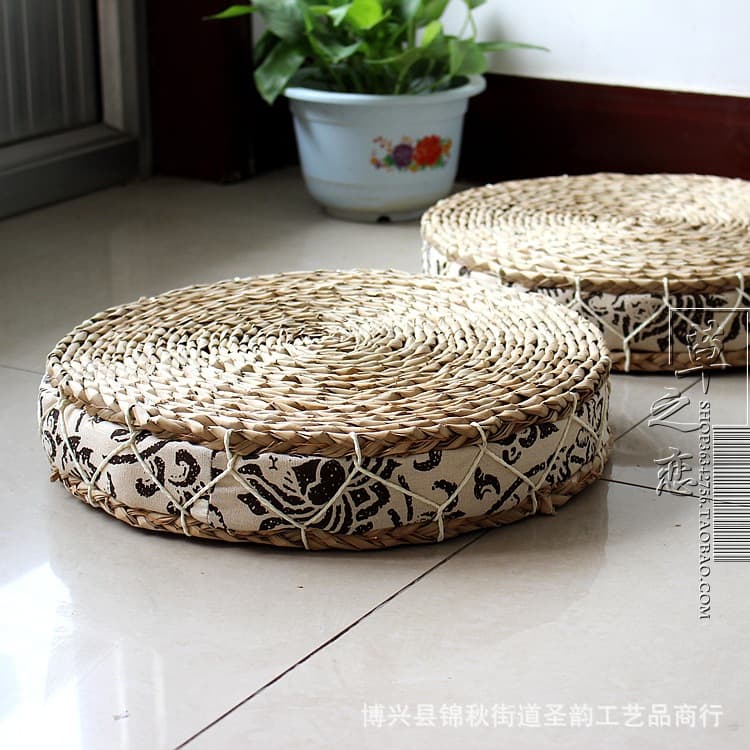 Woven Rush Floor Cushion with Sponge, Thickened Rattan Meditation Mat, Japanese Tatami Seating for Prayer and Bay Window