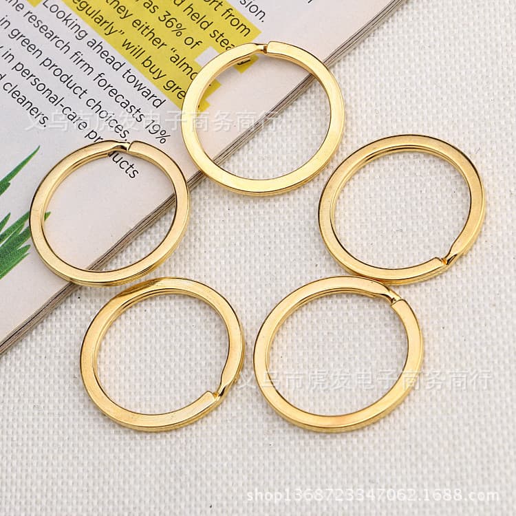 Metal key ring key ring creative copper key ring flat circle aperture men and women car key chain pendant