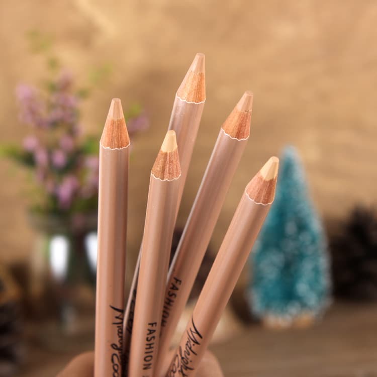 Genuine Midnight Black Waterproof Concealer Pen for Covering Acne, Spots, Dark Circles, Fine and Natural, Easy to Apply Concealer