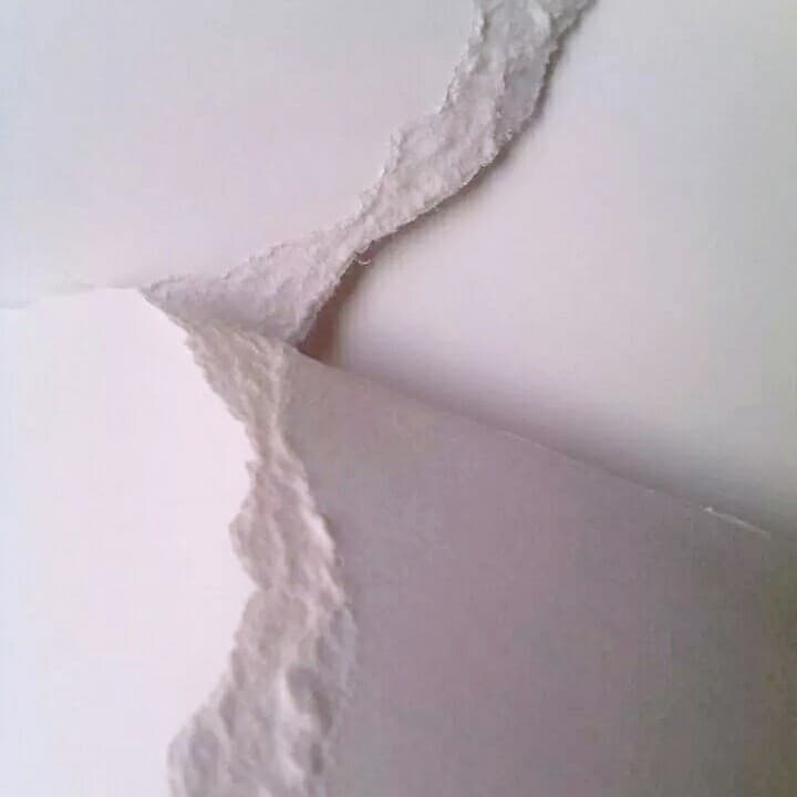 350g neutral extra white double-coated paper, 40% PCW recycled double-coated paper, 80g recycled pulp book paper