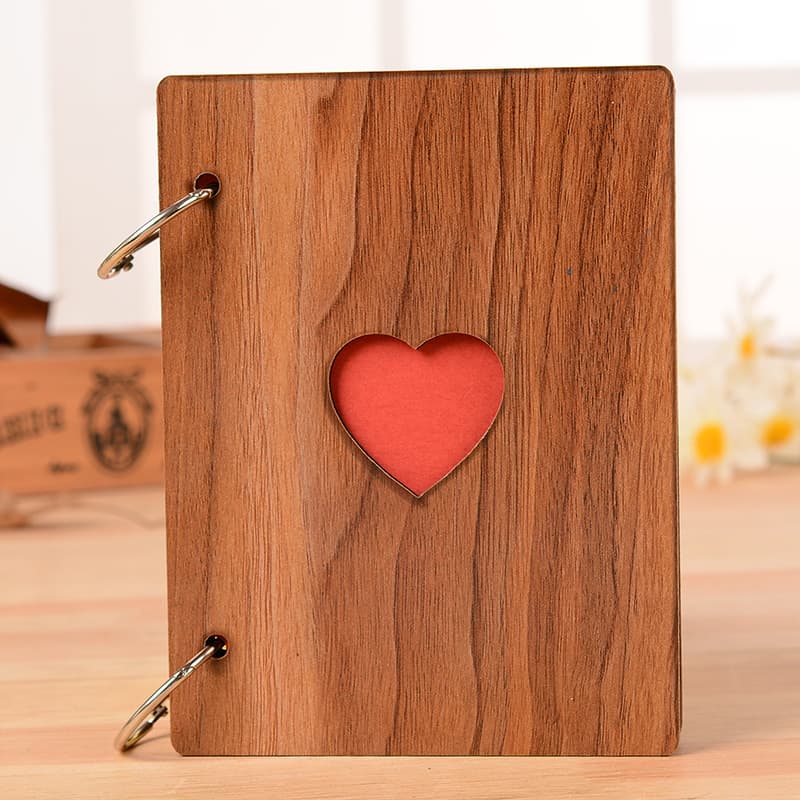 Creative 6-Inch Heart-Shaped Wooden Photo Album Gift Vintage Handmade Album Youth Memory Book Graduation Photo Collection