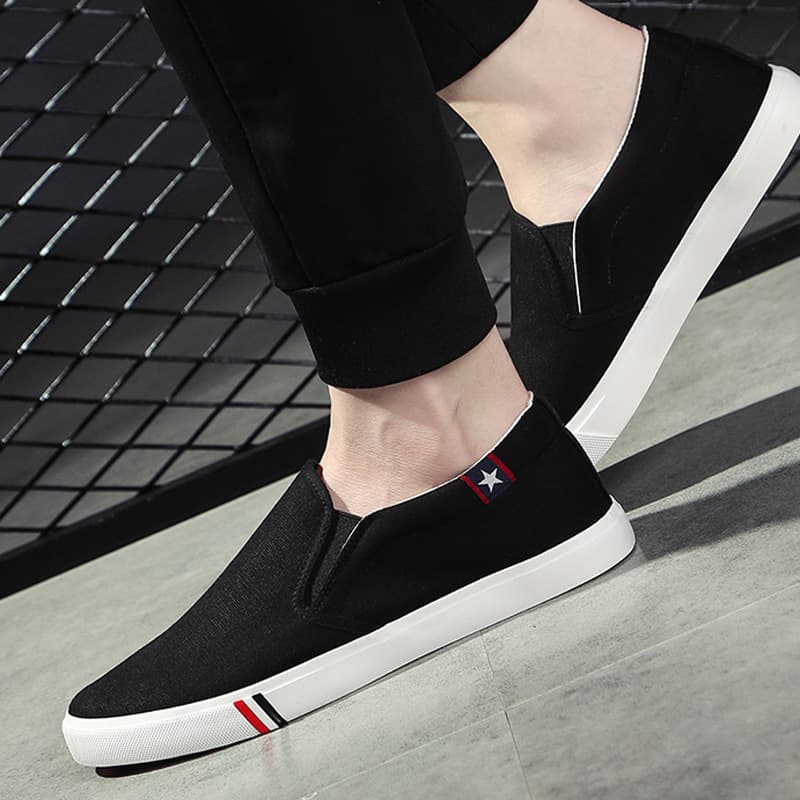 Low-Top Men's Canvas Shoes Breathable Slip-On Casual Board Shoes Labor Protection Shoes Durable Rubber Outsole Comfortable Round Toe