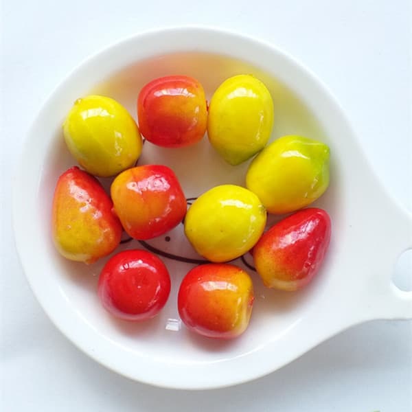 Manufacturer Direct Sales 2cm Small Apple Artificial Strawberry Models, Promotional Mini Fruits, Creative Craft Gifts