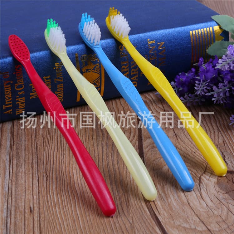 Wholesale toothbrushes, hotel disposable toothbrushes, hollow-back dental kits for hotel and guesthouse disposables