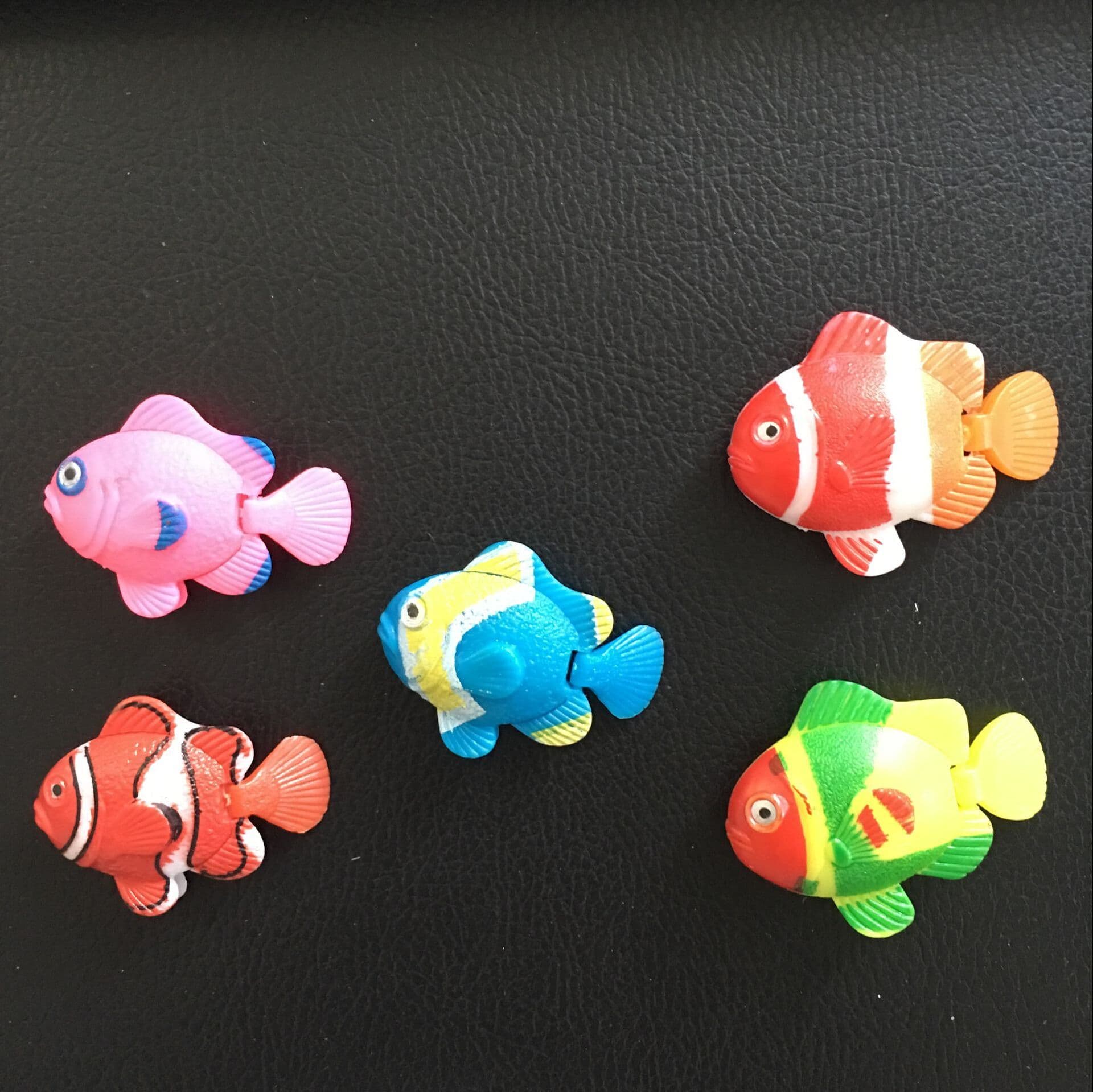 Aquarium Decoration Simulation Plastic Fish 4.5cm Fake Fish Children's Toy Fish Wholesale from Manufacturer