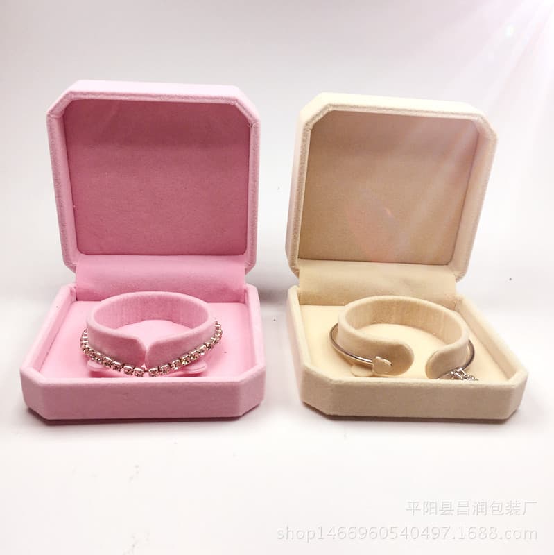 Manufacturer wholesale discount octagonal velvet bracelet bracelet box Buddha beads bead box jewelry box jewelry box