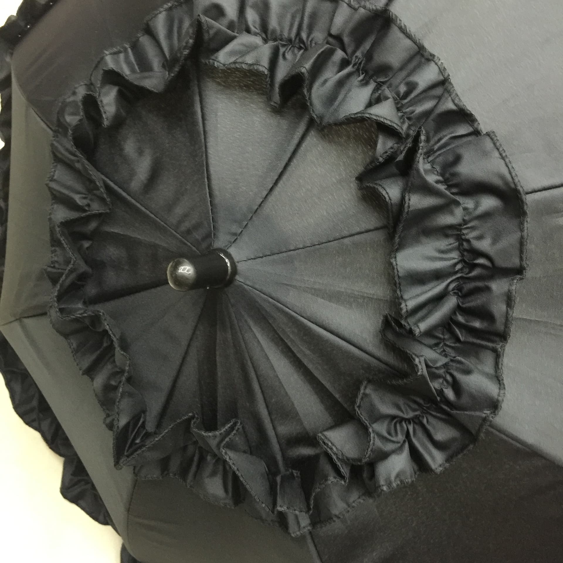 Solid color curved handle umbrella, long handle pongee fabric craft umbrella