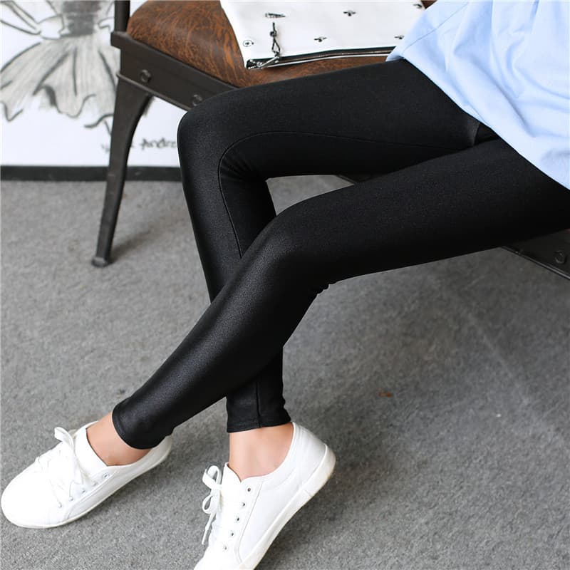 75-230 Jin 350g Fleece-Lined Plus Size High-Waist Shiny Leggings with Stirrup, Slimming Base Layer for Women