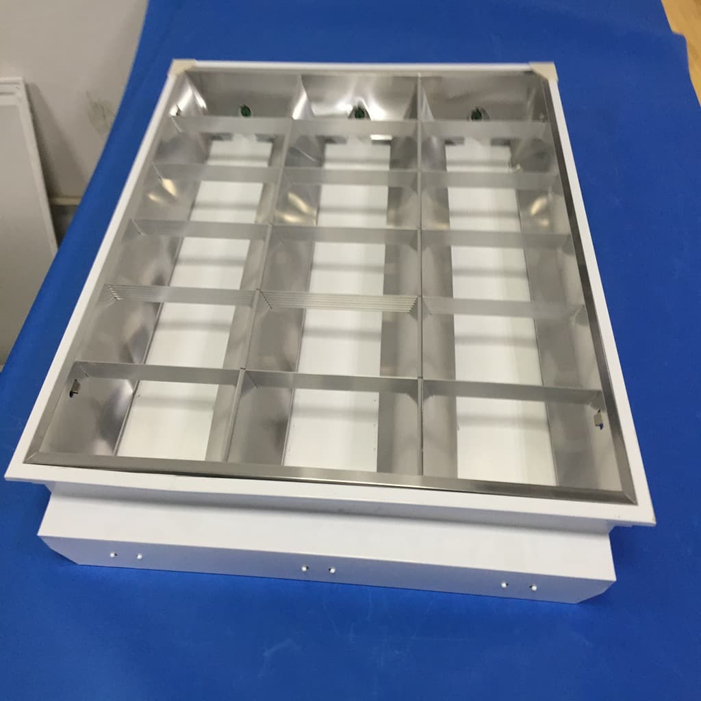 Factory Stock LED 600 Grille Light Panel Office 1.2m T8 Square Recessed Ceiling Panel