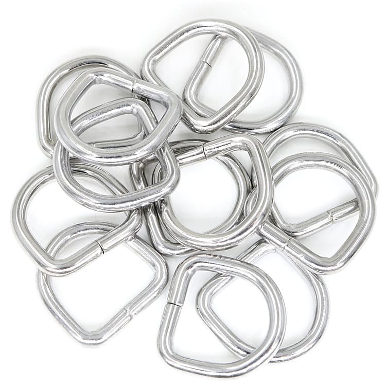 In stock: Pet supplies accessories, pet leash hardware, D-ring buckles, dog leashes, cat leashes, semi-circular D-ring buckles, bag buckles.