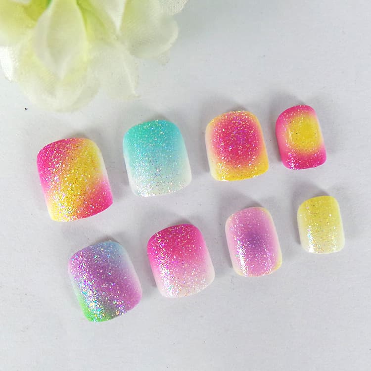 Children's Pink Gradient Finished Nail Tips, Street Stall Nail Art Stickers, 24 Pieces Cute Teen Wearable Short Nail Tips