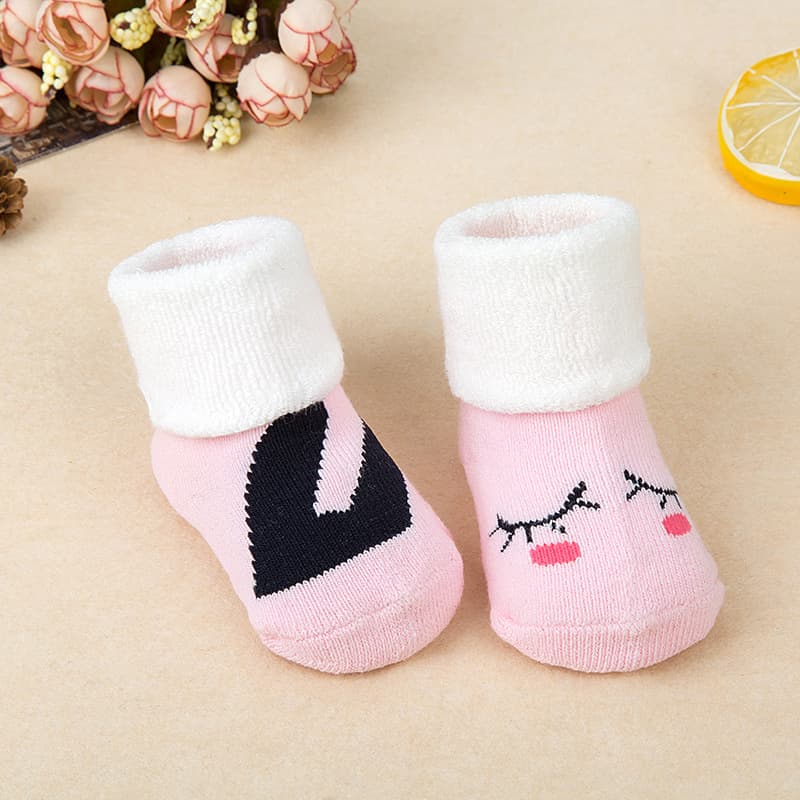 Korean-style children's asymmetric terry socks wholesale, cartoon infant winter thick socks, pure cotton baby socks
