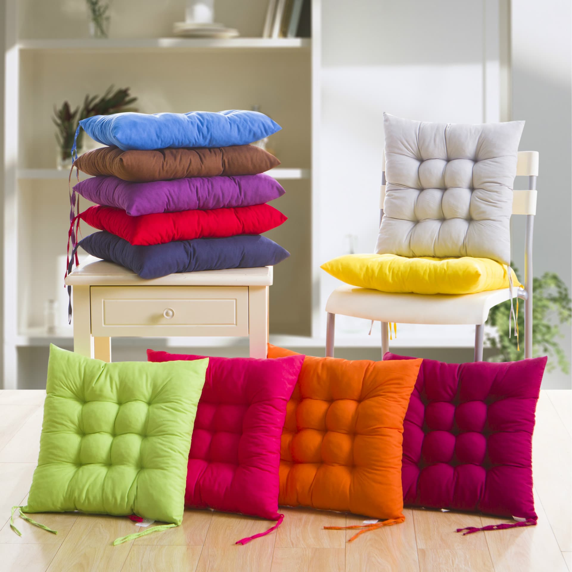 Comfortable Student Seat Cushion Suitable For Dining Chairs Office Use Flocking Style Versatile Gift