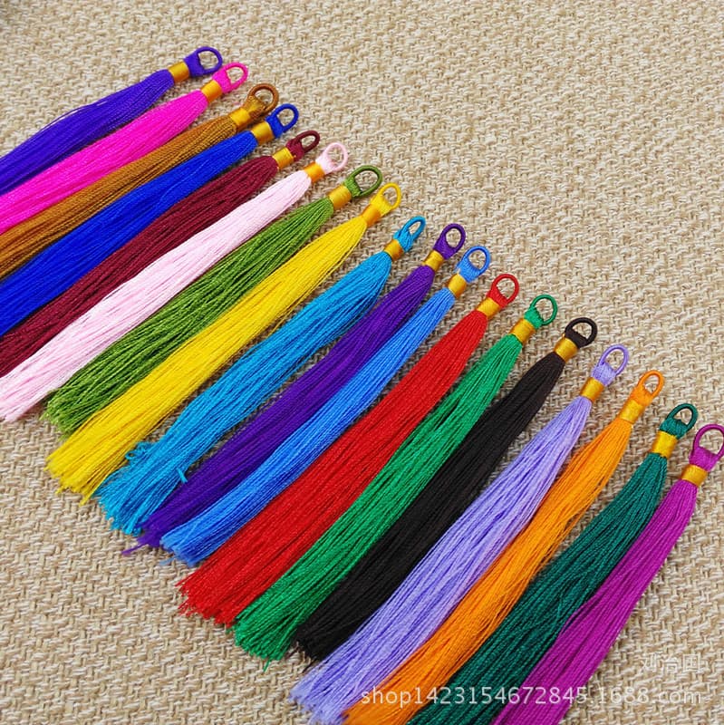 Small tassels for sachets, large and small rings, Chinese knot pendants, small tassels, car pendants