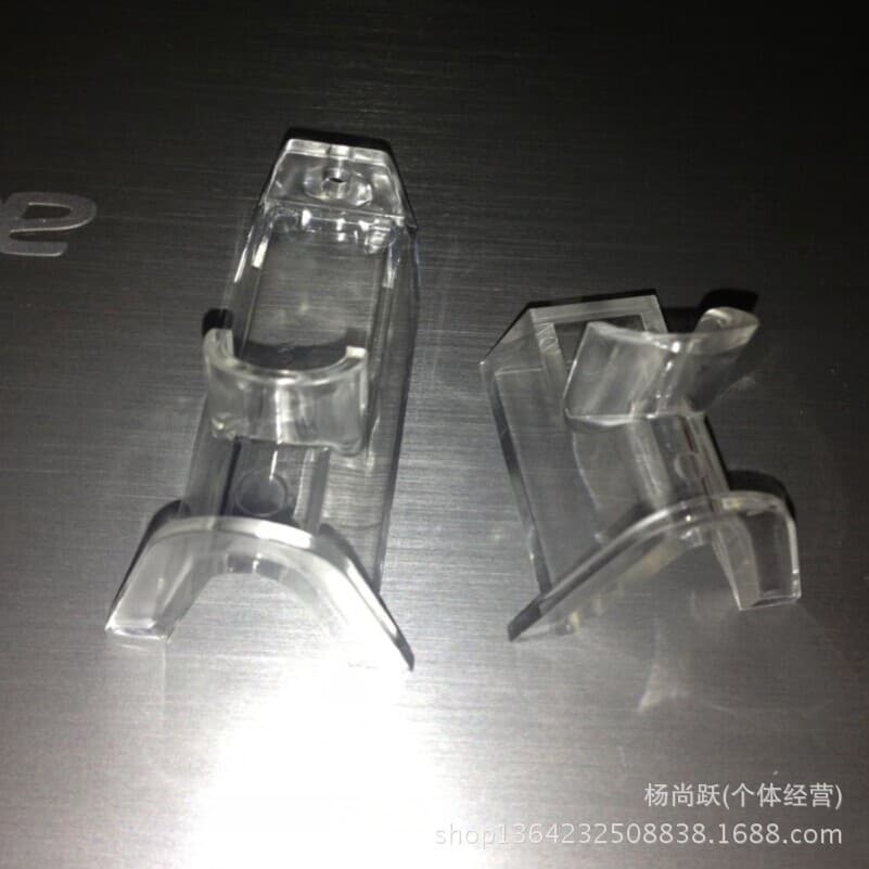 Manufacturer produces acrylic nose pads/nose supports that can also be used as phone stands, 6cm and 4cm in length.