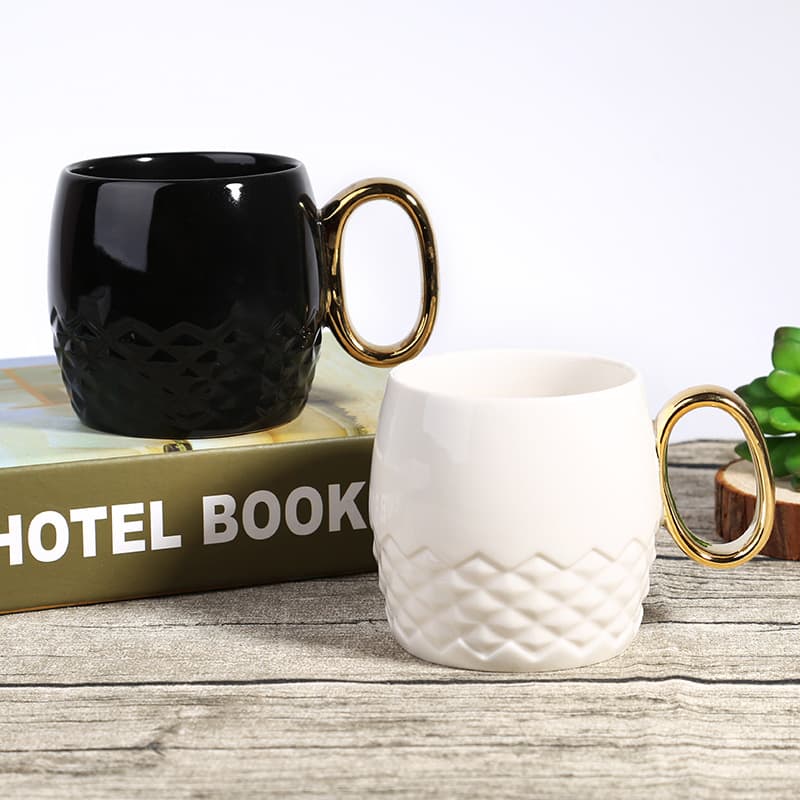 Light Luxury Creative Couple Mug Gold-Plated Handle Ceramic Cup Coffee Cup Custom Logo Pair Cup Business Gift
