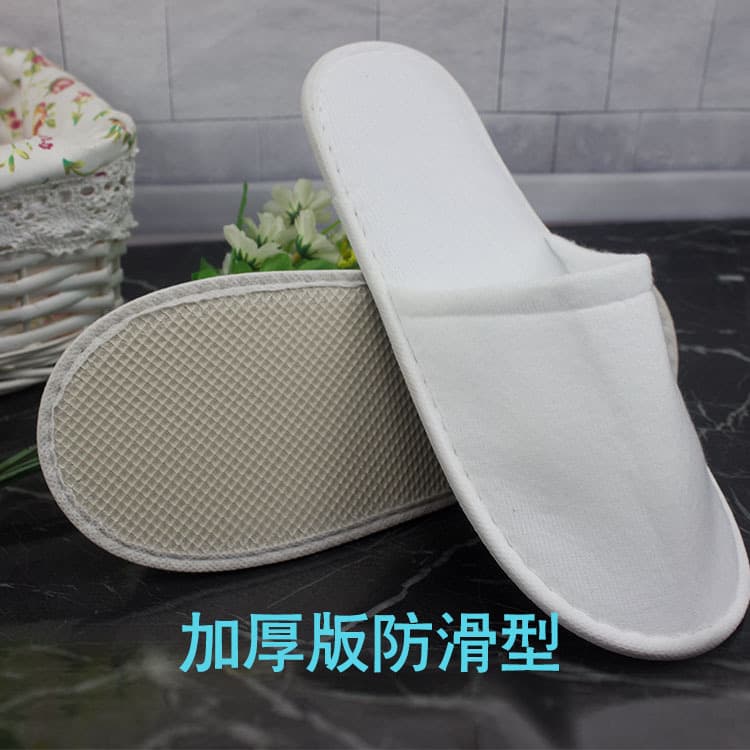 Direct from manufacturer: in-stock thickened anti-slip disposable slippers for hotels, B&Bs, and home hospitality.