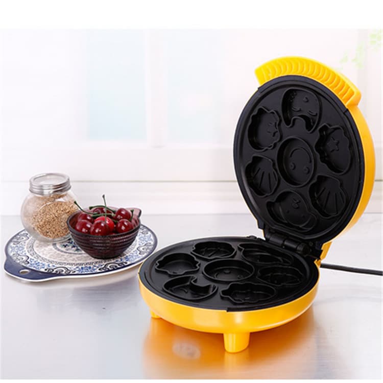 Fully automatic electric cake maker, multi-functional cartoon cake maker, mini children's breakfast rice cereal supplementary food machine