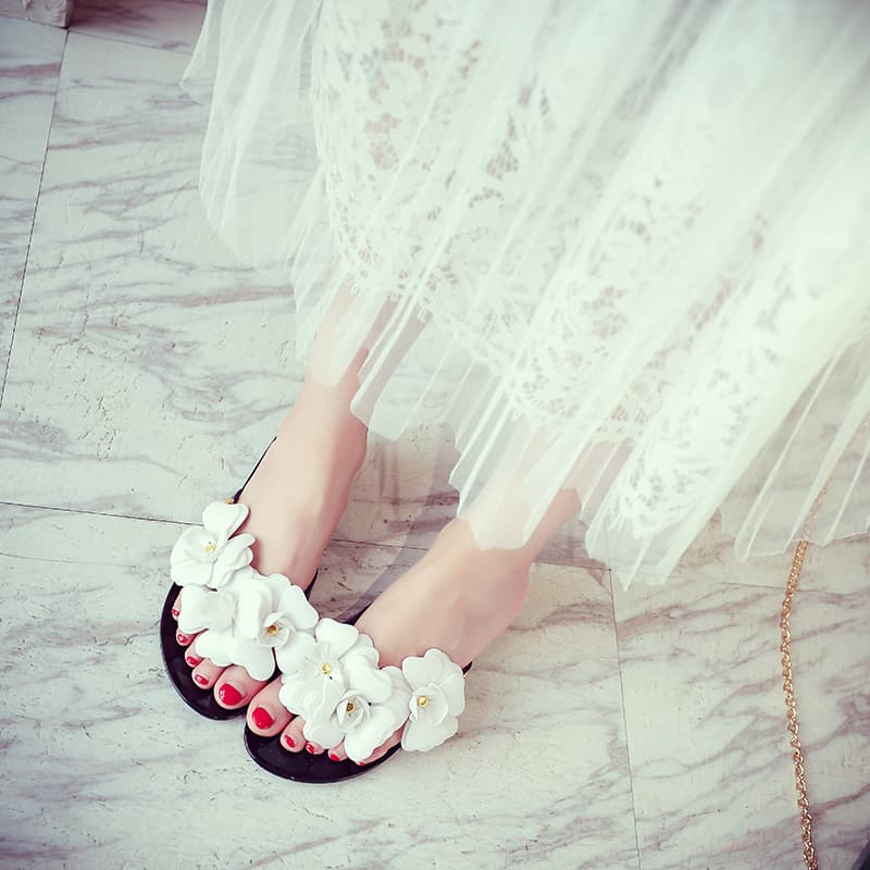 2017 Summer Camellia Flip Flop Sandals Flat Jelly Shoes Women's Flip Flop Flower Beach Shoes Wholesale