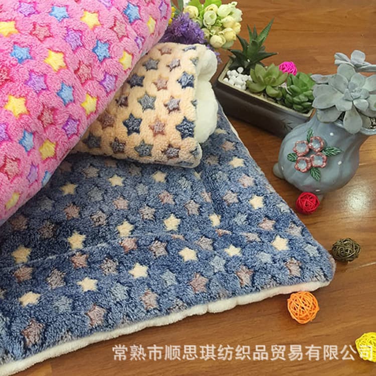 Thickened Padded Pet Cushion Cat Nest Dog Coral Fleece Blanket Pet Supplies Cat Sleeping Mat Dog Kennel Mattress