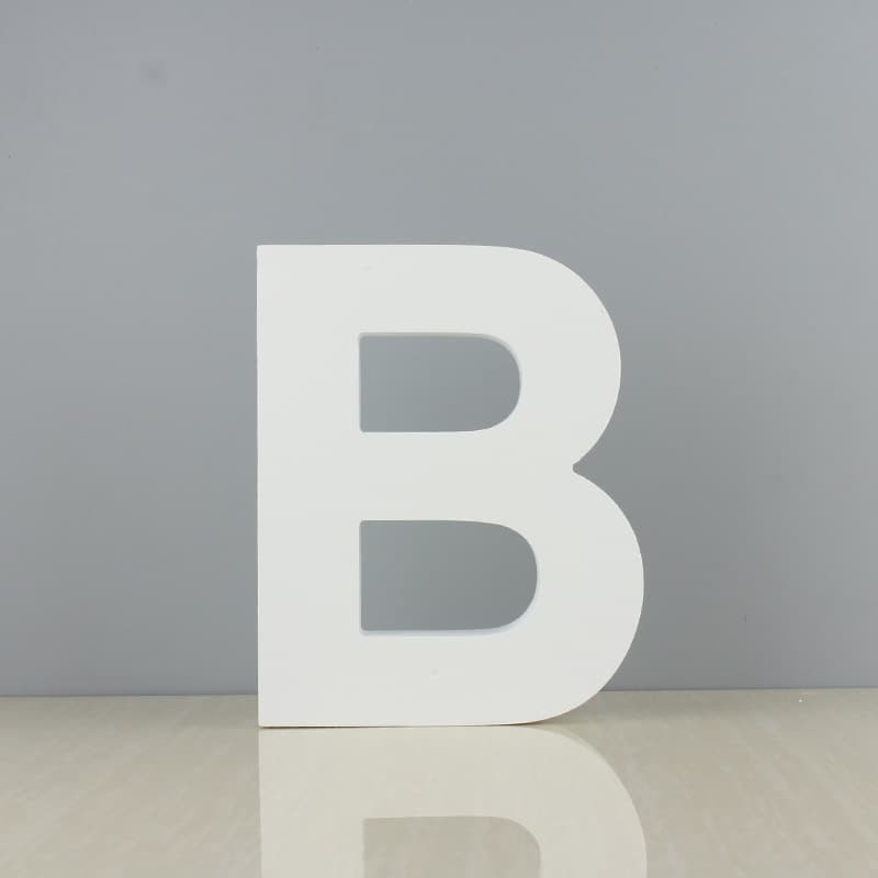 [Small White] Creative Wooden English Letter Wall Decor for Scenes, Home Decoration, and Photo Props