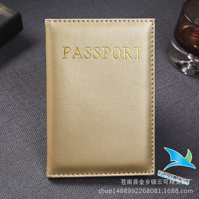 New Factory Direct Creative Travel Products Glossy Passport Cover Unisex Large Capacity Passport Protective Cover
