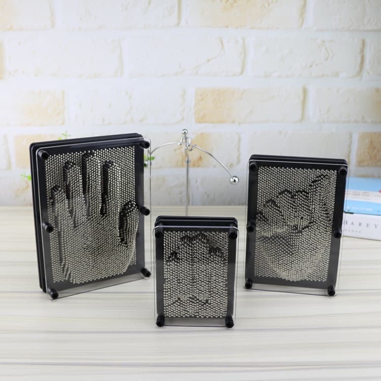 Wholesale 3D stereoscopic cloned metal hand molds, fun needle painting handprints, large, medium and small decorative and fashionable ornaments.