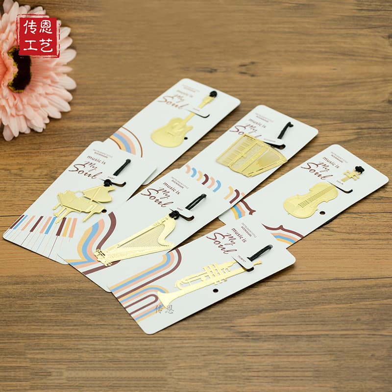 Korean Style Lanyard Metal Etched Bookmark Mini Creative Exquisite Bookmark Literary Music Bookmark Brass