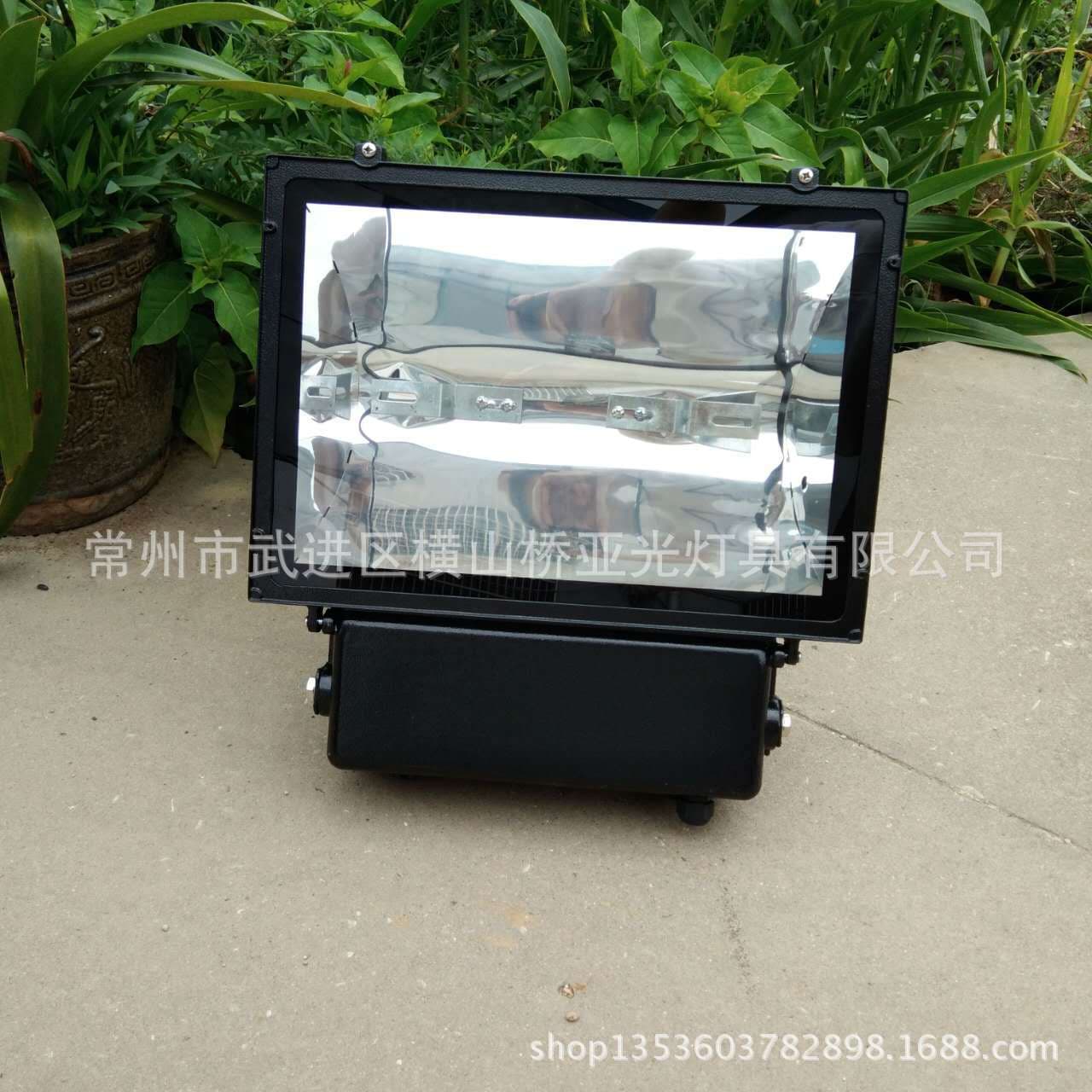 Manufacturer wholesale supplies outdoor high/low-frequency 015 induction lamps, tunnel lights, billboard lighting.