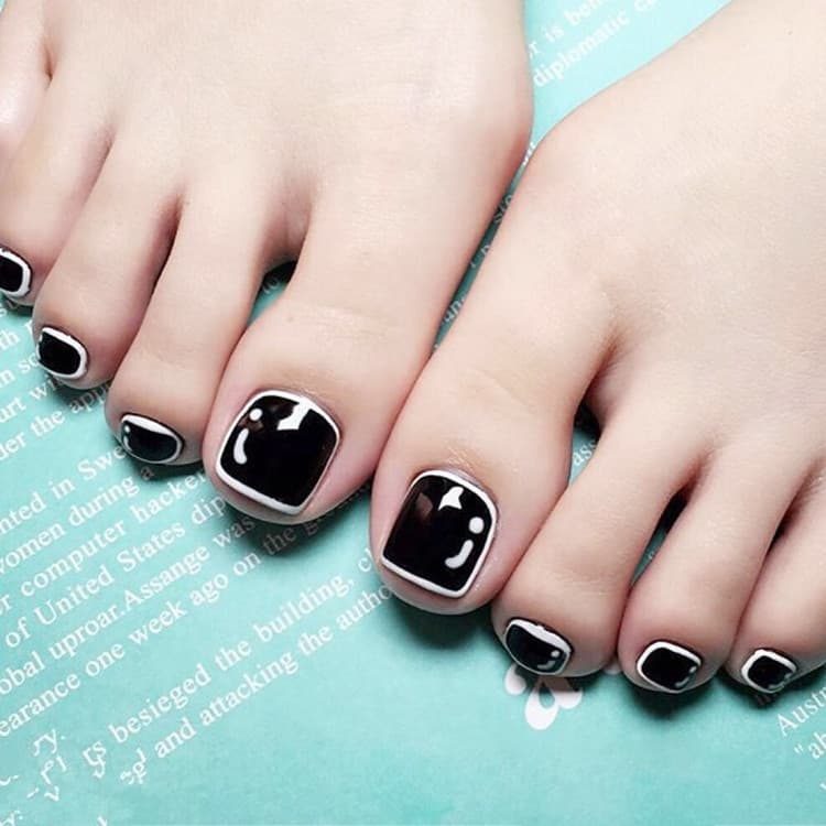 Wholesale Nail Art Tools Fake Toenails Black and White Exclamation Point Finished Toenails Cute Toe Nail Stickers Toenails