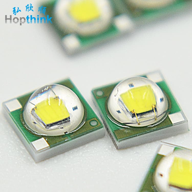 Factory Direct 3535 LED Chip 1-3W Cree XPE Q5 0.7A Flashlight LED