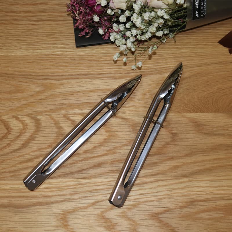 Factory Wholesale 9-inch BBQ Tongs, Kitchen Food Tongs, Baking Tools, Grilling Tongs, Food Tongs, Bread Tongs