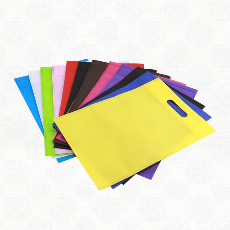 Non-woven Bag In Stock Flat Mouth Dustproof Shopping Bag Custom Education Advertising Non-woven Tote Bag Custom Logo