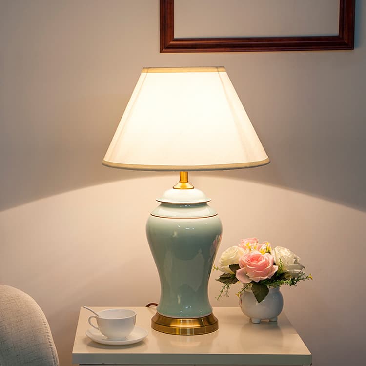 American simple modern Jingdezhen ceramic table lamp living room bedroom bedside lamp European style hotel model room lighting