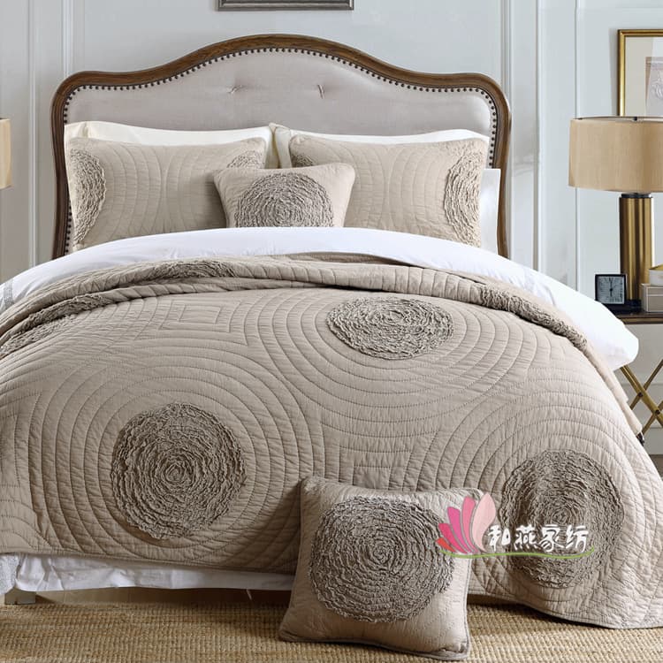 European Handmade Patchwork Cotton Quilt Solid Color Simple Double-sided Pure Cotton Bed Cover Three-piece Bedding Set