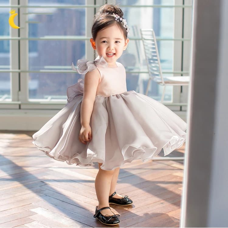 Sleeveless mesh puffy children's dress, flower girl dress, short princess dress, girl's piano performance dress