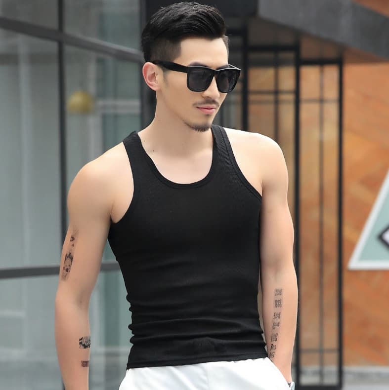Men's vests, factory direct sales, elastic, breathable, fitness, hurdles, wholesale, slim fit, available on Pinduoduo for 9.9 yuan.