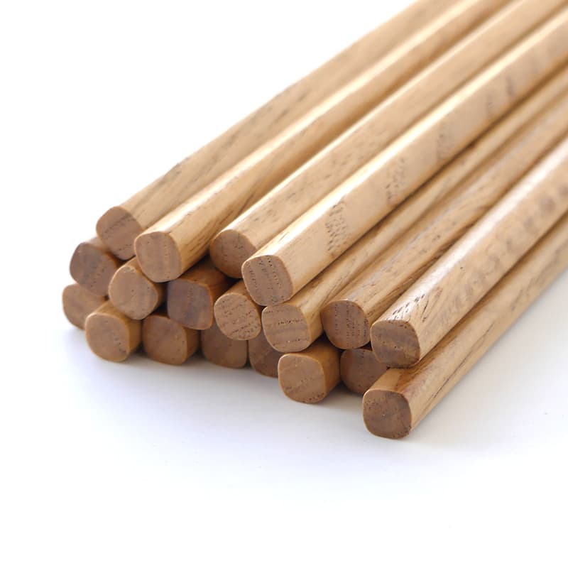 Factory wholesale Japanese pointed wooden chopsticks chestnut wood chopsticks adult eating wooden chopsticks wooden tableware