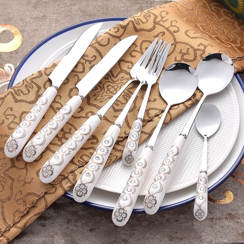 Modern Simplicity Stainless Steel Ceramic Handle Cutlery Set Western Dining Utensils Gift Box Set Stainless Steel Spoon Ceramic Gifts