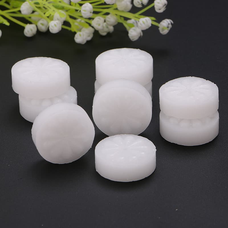8g cross-stitch thread wax, cross-stitch thread waxed silk thread, cotton thread, non-slip and anti-pilling.